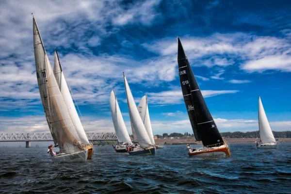 sailboat racing